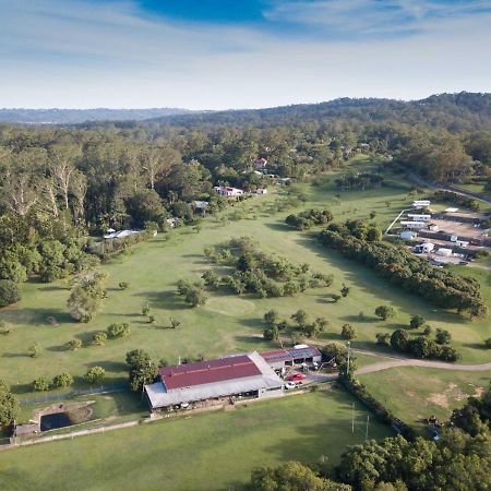 Sunshine Coast Retreat Your Own Private Golf Course Diddillibah Esterno foto
